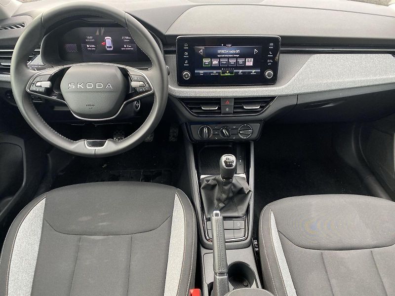 Škoda Scala (2025) 1.0 TSI Selection - fotka 5 z 34
