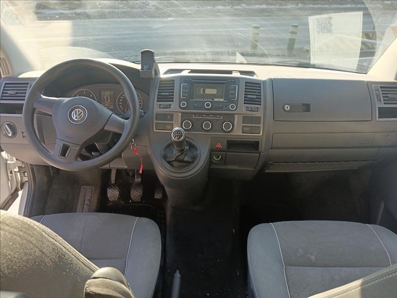 Volkswagen Multivan 2,0 TDi - fotka 20 z 25