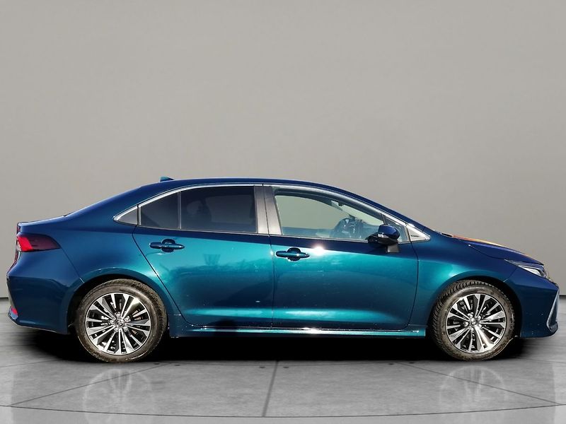 Toyota Corolla 1,8 HEV e-CVT Style - fotka 3 z 21