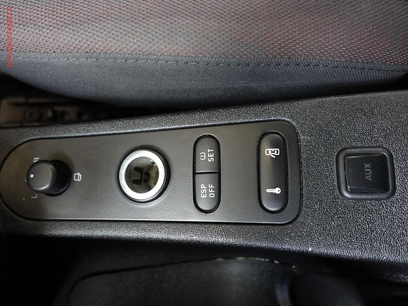 Seat Leon (2007) 2.0 TDi, Stylance - fotka 19 z 20