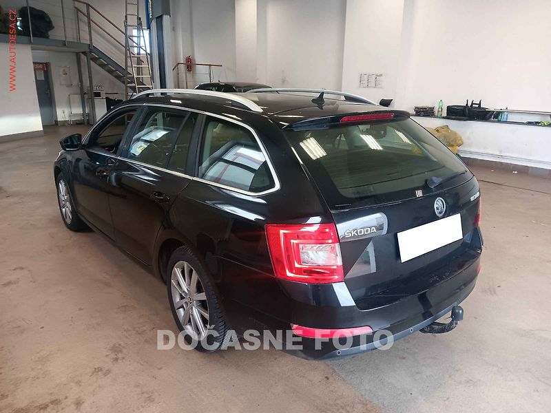 Škoda Octavia (2016) 1.6 Tdi, 1.maj, navi, bixen - fotka 2 z 3