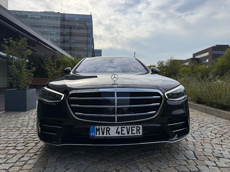 Mercedes-Benz Třídy S (2024) 350D Long 4 Matic  - fotka 2 z 13