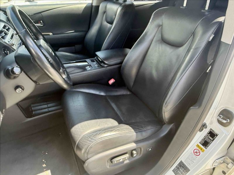 Lexus RX 3,5 450h serv. kniha 4x4 AT - fotka 8 z 22