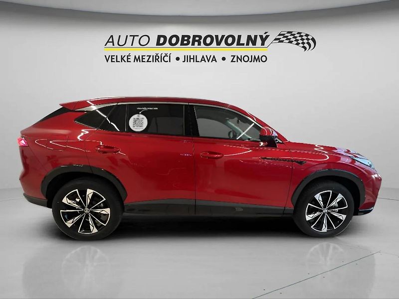 MG HS (2025) EMOTION 1.5T AT7 (125kW/170k) - fotka 10 z 28