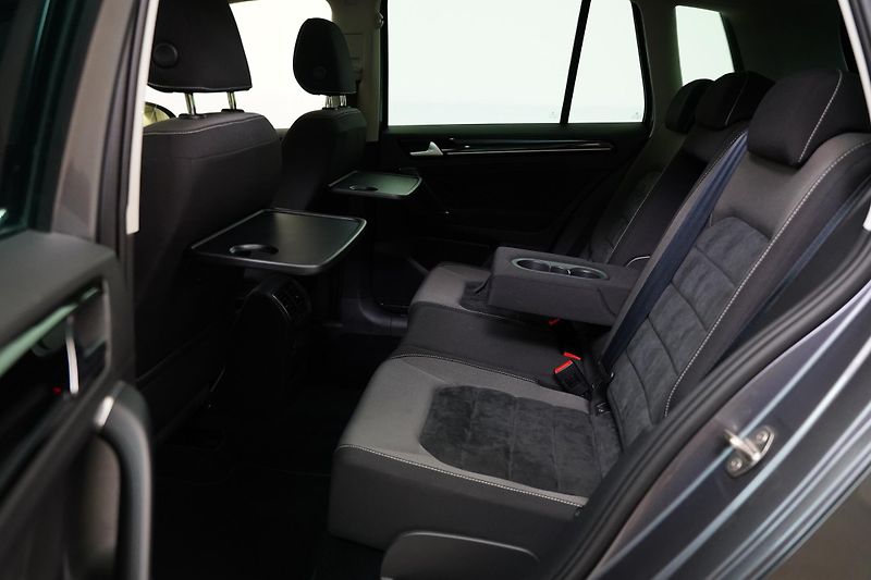 Volkswagen Golf - fotka 23 z 25