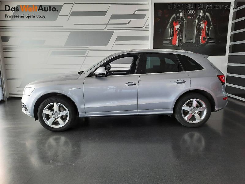 Audi Q5 (2016) 2.0 TDI quattro (140kW/190k) S - fotka 3 z 21