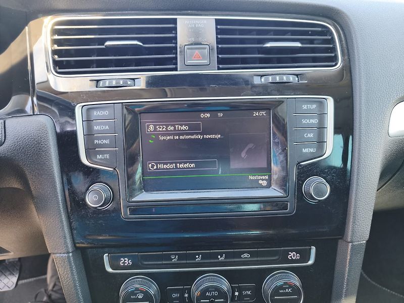 Volkswagen Golf (2015) - fotka 12 z 37