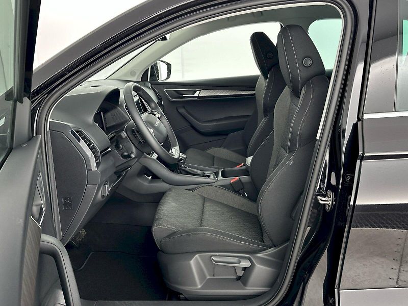 Škoda Karoq (2025) DSG 2.0TDI 110kW 4x4 Top Selec - fotka 7 z 29