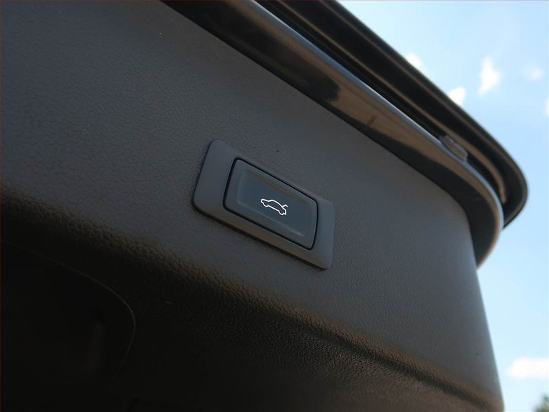 Audi A4 Allroad (2014) 2.0 TDI, 4X4, Automat - fotka 17 z 17