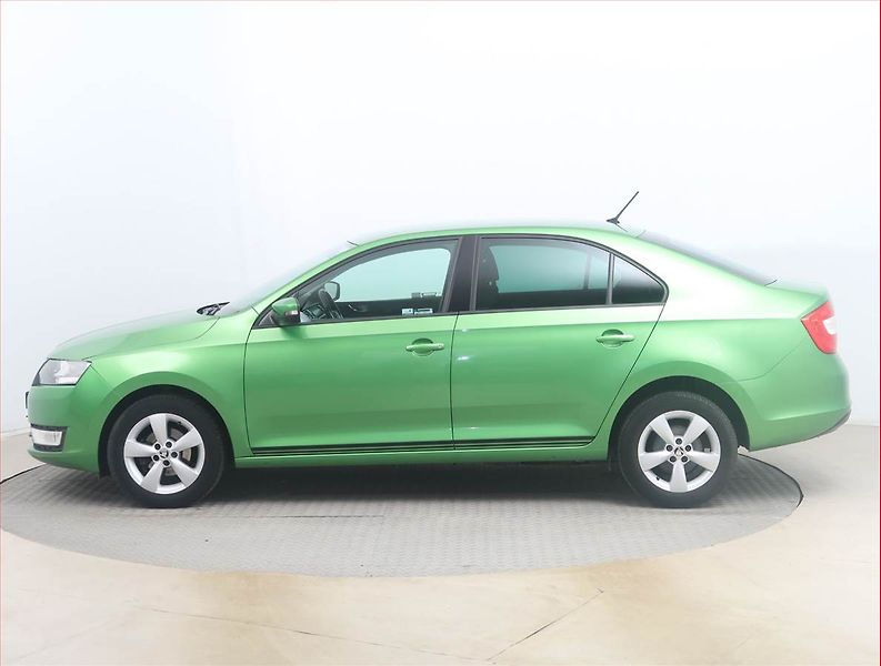 Škoda Rapid (2015) Elegance 1.4 TDI, Tempomat - fotka 3 z 14