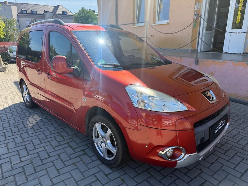 Peugeot Partner (2011) Tepee 1.6 16V - fotka 4 z 14