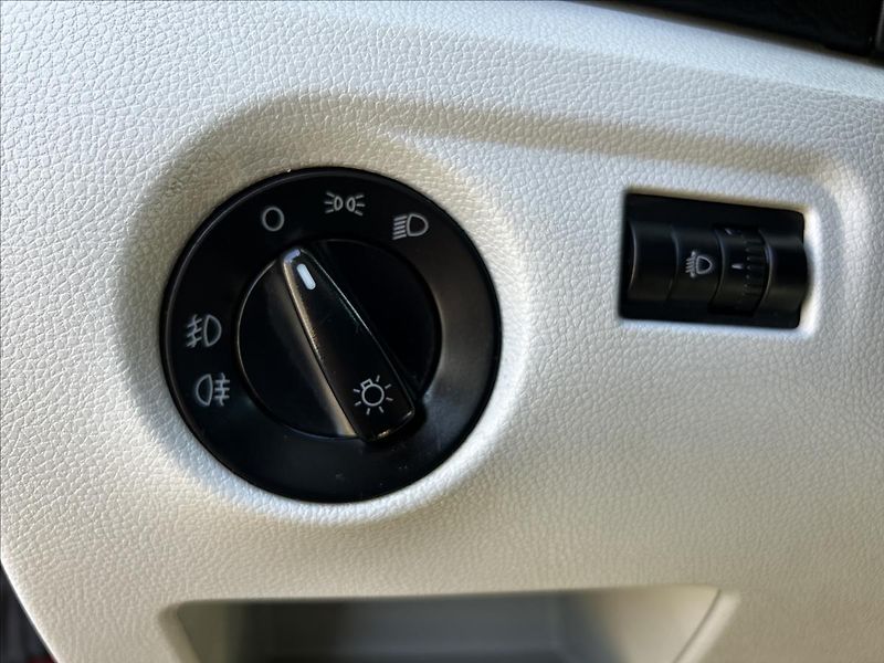 Škoda Fabia 1,6 i Automat  Klima, nová STK - fotka 23 z 50
