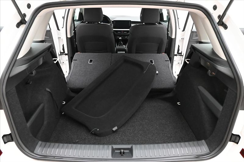 Škoda Kamiq 1,0 TSI 81 kW Ambiente Záruka - fotka 11 z 30