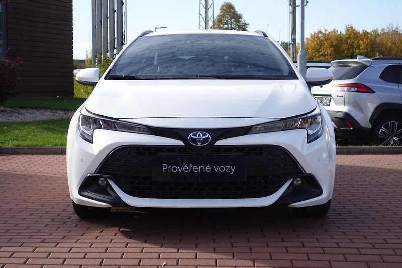 Toyota Corolla 2,0HSD 112kW Comfort Tech - fotka 2 z 32