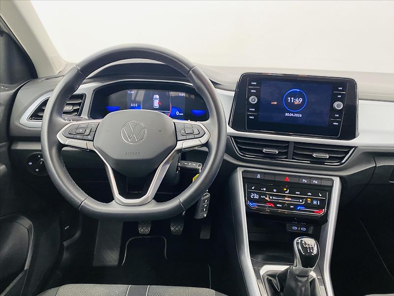 Volkswagen T-Roc 1,0 TSI 81kW Life - fotka 10 z 24