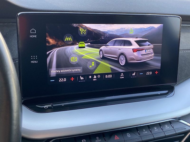 Škoda Octavia (2023) Combi 1.5 TSI M-HEV DSG Style+ - fotka 21 z 36