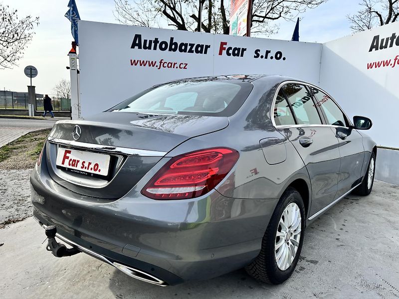 Mercedes-Benz Třídy C (2017) 180 115kW Exclusive  - fotka 8 z 28