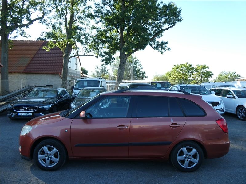 Škoda Fabia 1,4 TDi 59kW klima, závěs - fotka 4 z 39