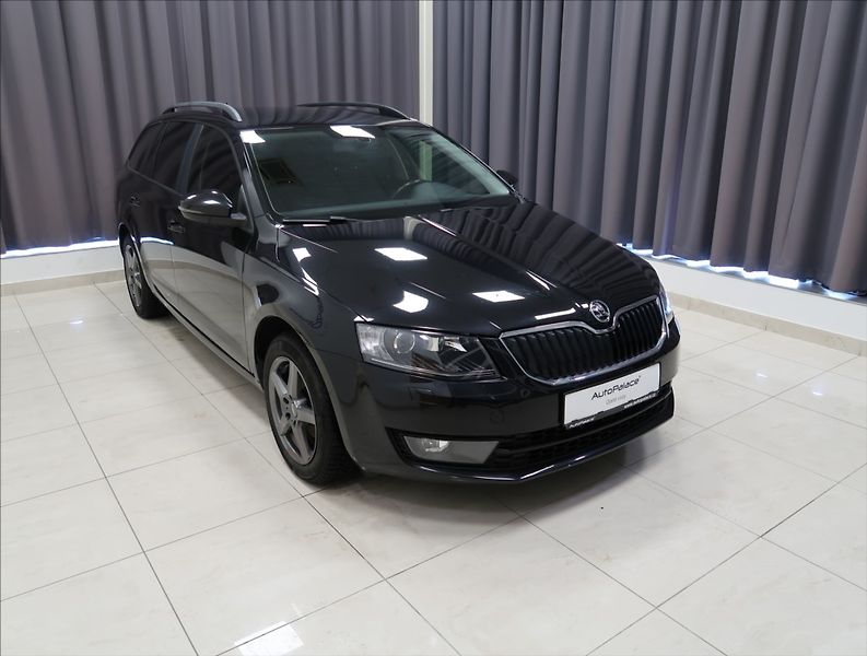 Škoda Octavia 1,2 TSI XENON VÝHŘEV 2x ALU - fotka 3 z 33