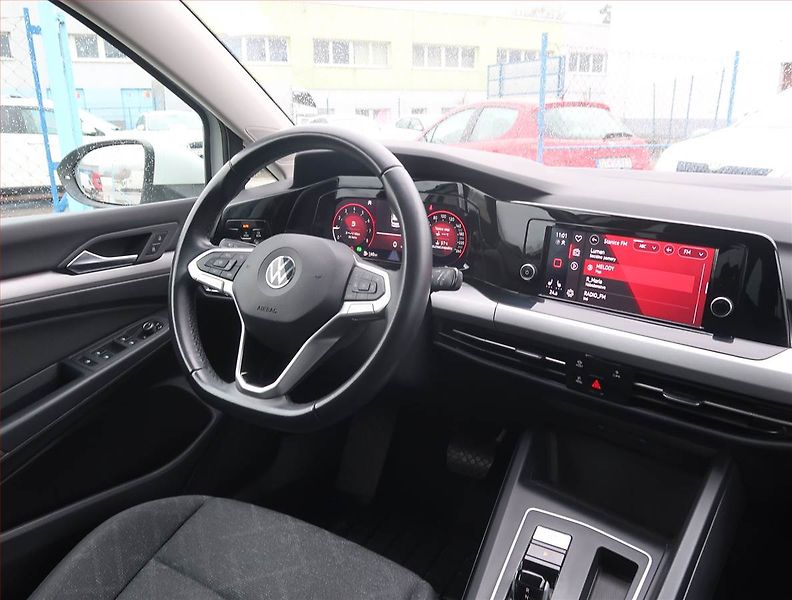 Volkswagen Golf (2021) 1.5 eTSI, Automat, Tempomat - fotka 7 z 19