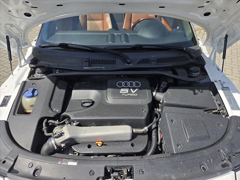 Audi TT 1,8 Turbo Edice Baseball 20V 1 - fotka 17 z 20
