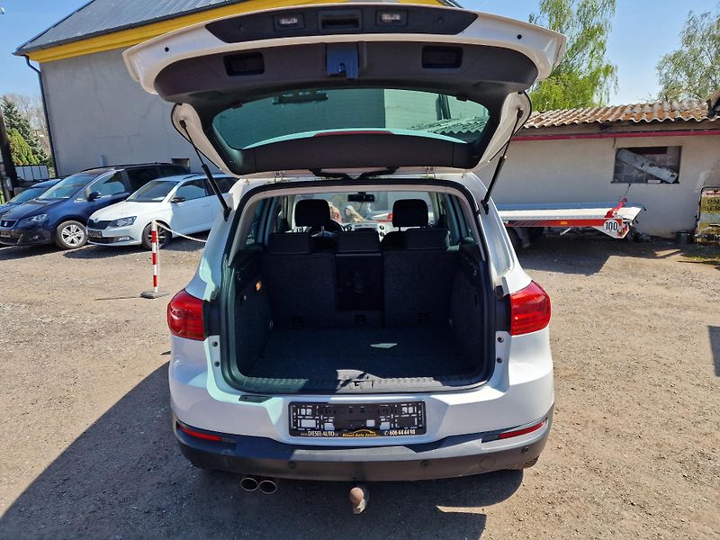 Volkswagen Tiguan 2,0TDI CUP TAŽNÉ  - fotka 9 z 19
