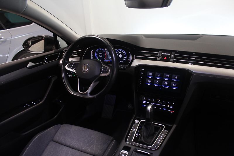 Volkswagen Passat (2022) 2.0TDI DSG Display Tažné  - fotka 30 z 39
