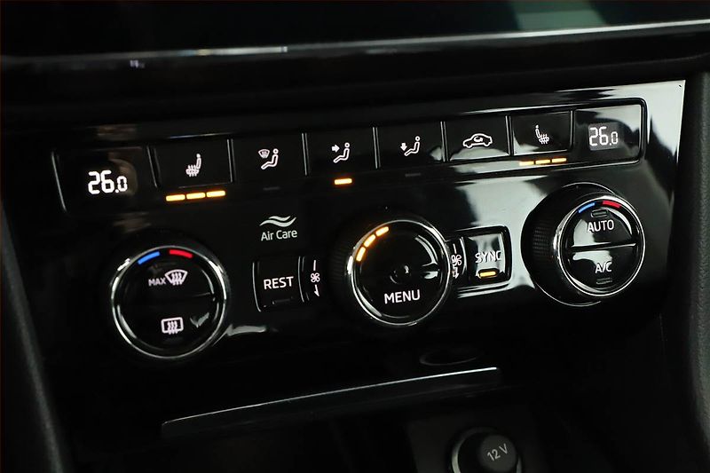 Škoda Superb (2020) Style 2.0 TDI, Automat, ČR - fotka 11 z 18
