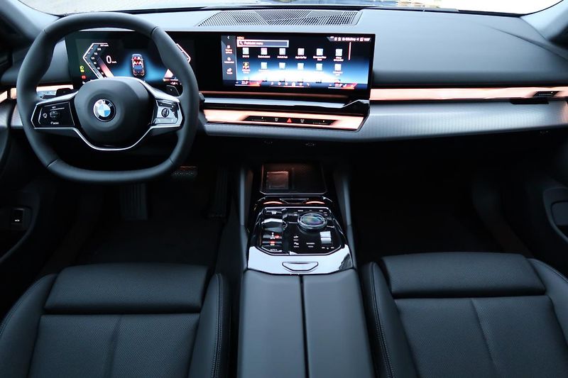 BMW Řada 5 520i - fotka 4 z 6