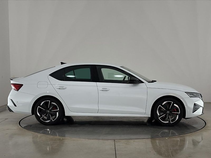 Škoda Octavia RS - fotka 16 z 29