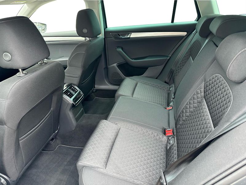Škoda Superb 2,0TDi 110kW BUSINESS AMUNDSEN - fotka 12 z 21
