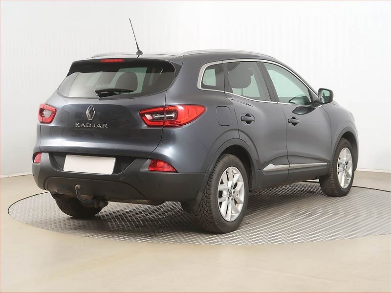 Renault Kadjar (2017) 1.2 TCe, Navi, Tempomat - fotka 5 z 15