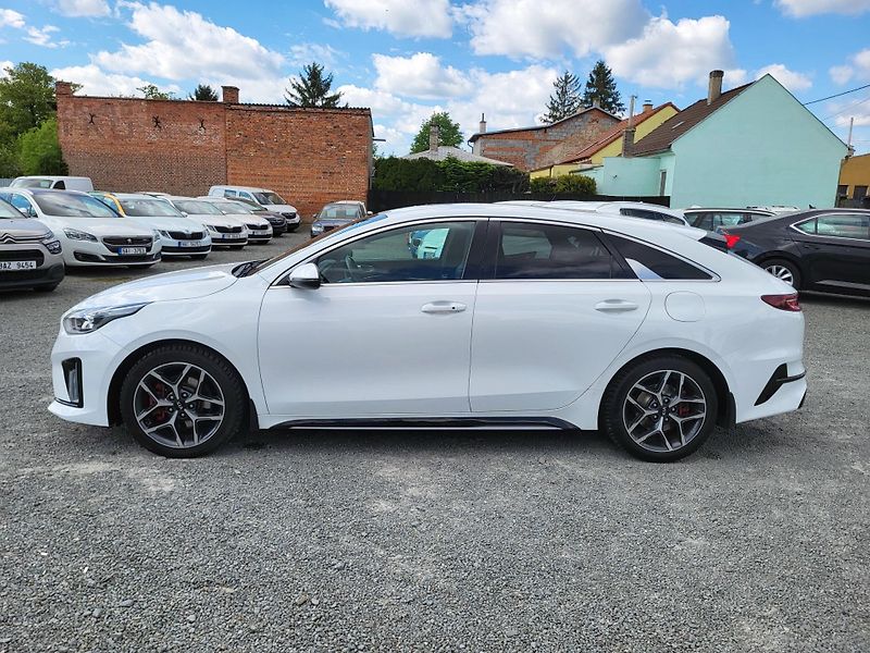 Kia ProCeed 1.4 T-GDI 103kW GT LINE *ČR - fotka 2 z 47