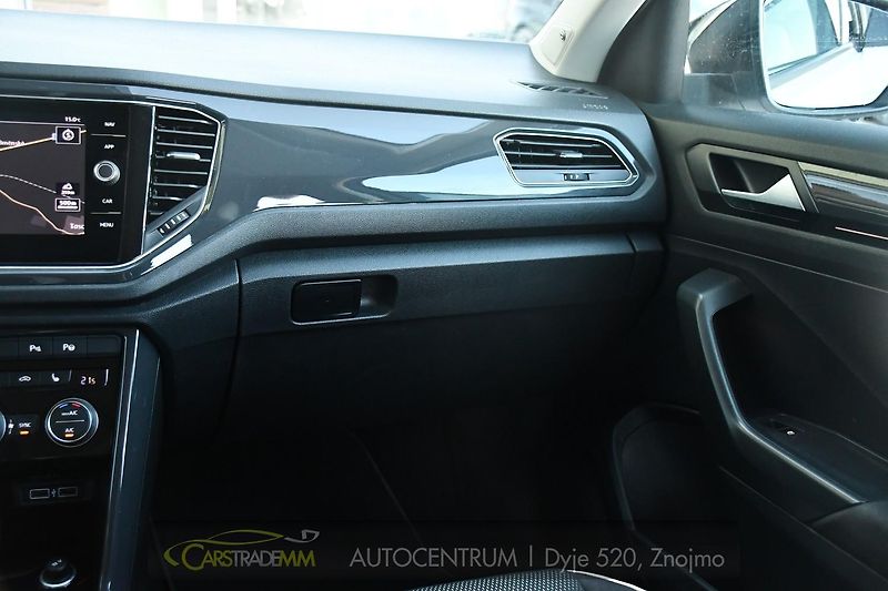 Volkswagen T-Roc 2.0TDi DSG 4M ACC LED - fotka 23 z 43