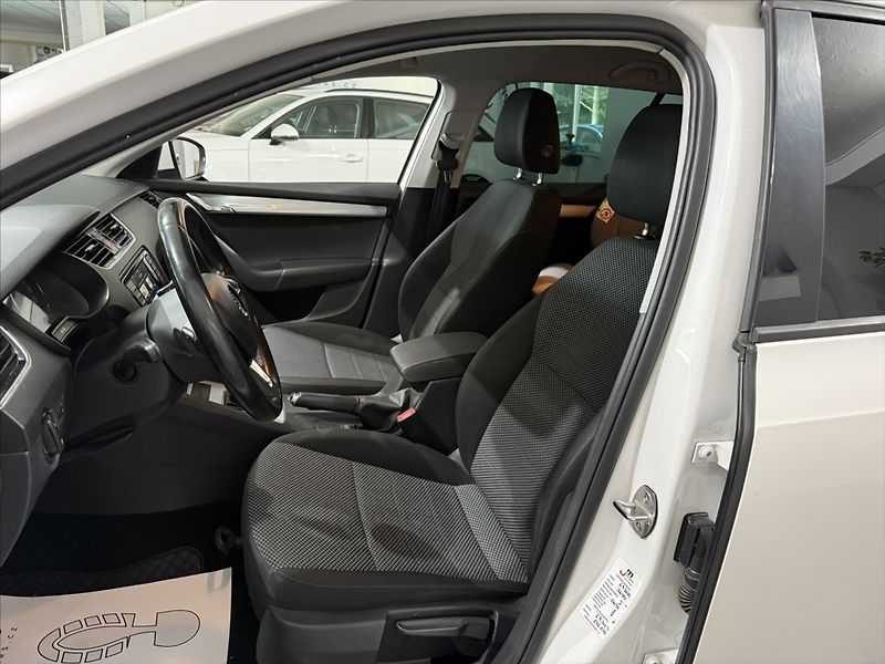 Škoda Octavia 1,4   TSI CNG DSG KLIMA DPH - fotka 14 z 17