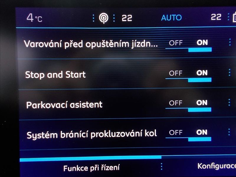 Peugeot 5008 ACTIVE 1.6 BlueHDi 120 7-míst - fotka 17 z 46