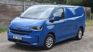 Volkswagen Transporter existuje již v sedmé generaci.