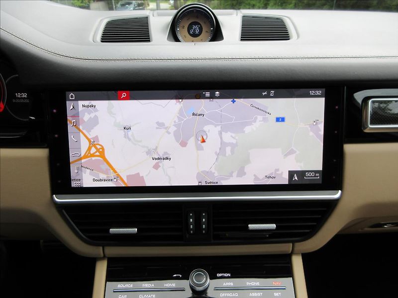 Porsche Cayenne S, 441HP, HeadUp, Pano, Bose, - fotka 18 z 40