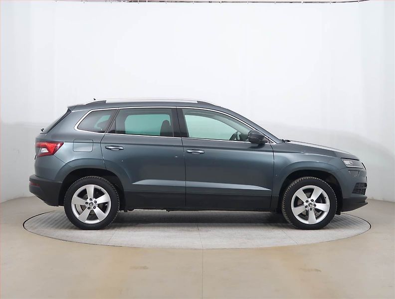 Škoda Karoq (2020) Style 1.5 TSI - fotka 6 z 20