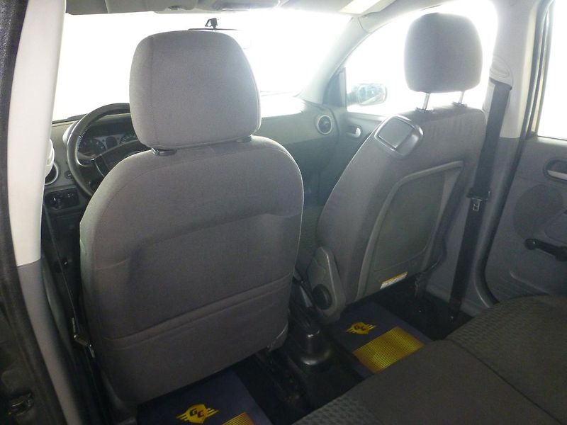 Ford Fusion (2002) 1,4TDCI-50KW**NOVÉ PNEU* - fotka 15 z 25