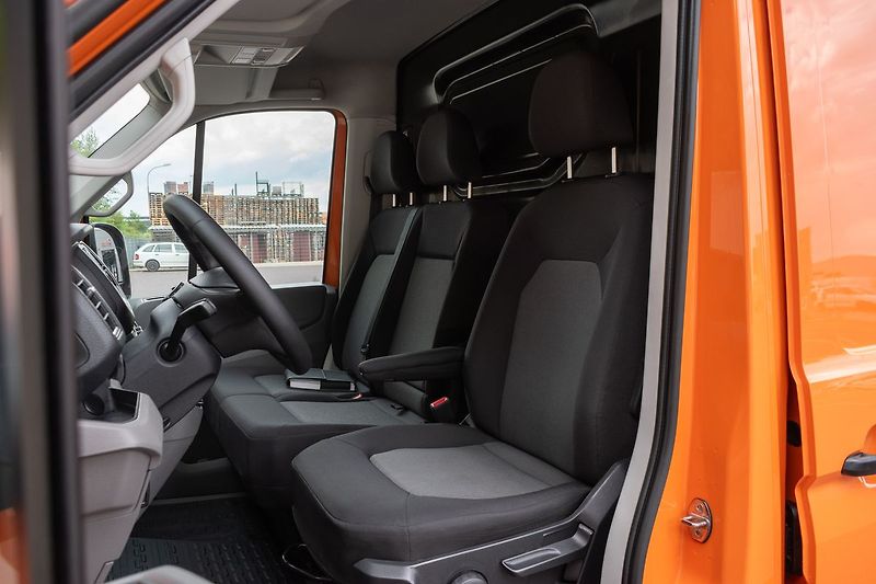 Volkswagen Crafter 2.0 TDI *REZERVACE* - fotka 12 z 29