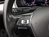 Volkswagen Passat (2016) 2.0 TDI, Automat, Navi - náhled 19