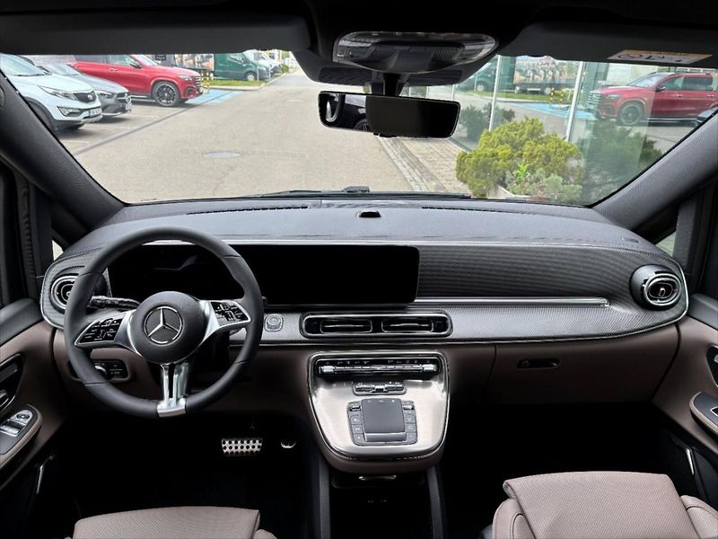 Mercedes-Benz Třídy V (2026) 2,0 300 d / Exclusive / L / 4M - fotka 4 z 9
