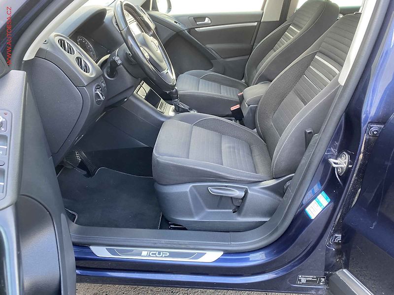 Volkswagen Tiguan (2014) 2.0 TDi 4x4, DSG, bixen - fotka 8 z 15