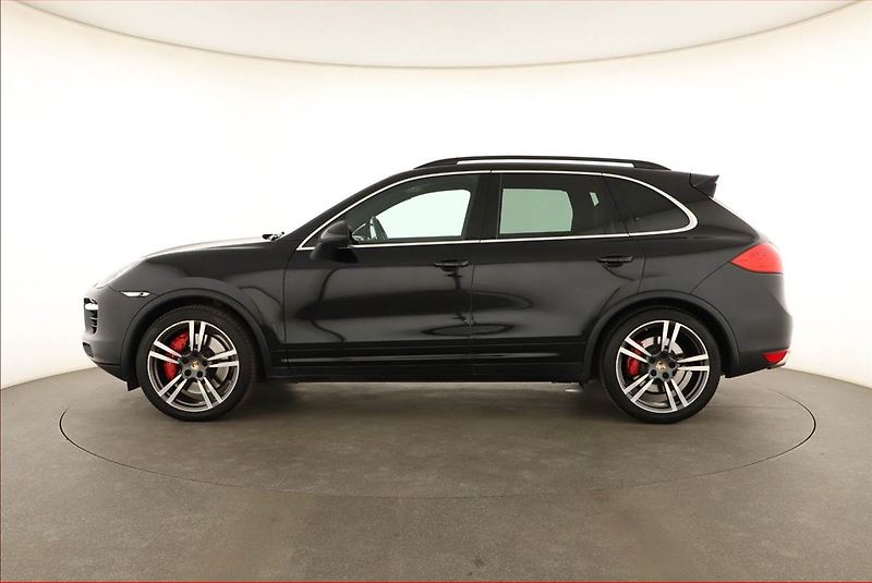 Porsche Cayenne (2013) Turbo - fotka 3 z 20