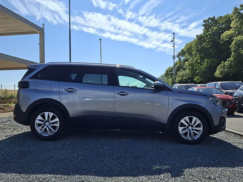 Peugeot 5008 ACTIVE 1,2 PT 130k M6 - fotka 10 z 26