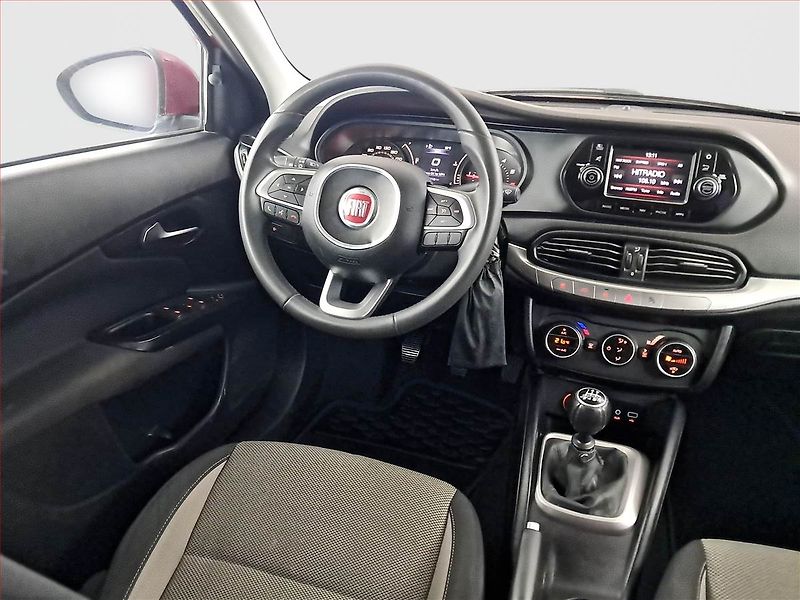Fiat Tipo (2016) 1.4 16V, Navi, Tempomat - fotka 7 z 17