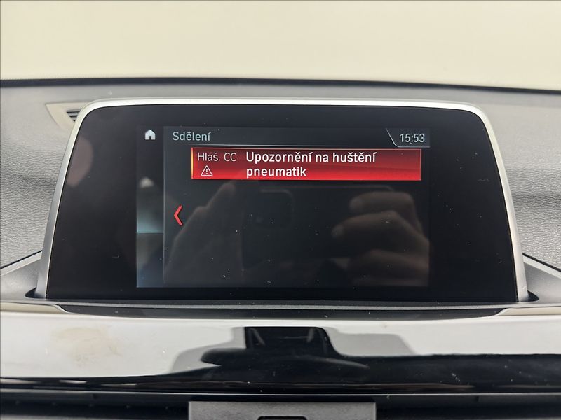 BMW X1 2,0 18d AUTOMAT SERVIS ČR - fotka 23 z 44