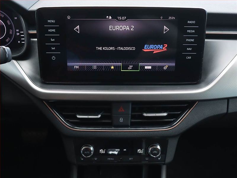 Škoda Kamiq (2020) Ambition Plus 1.5 TSI, Automat - fotka 12 z 23