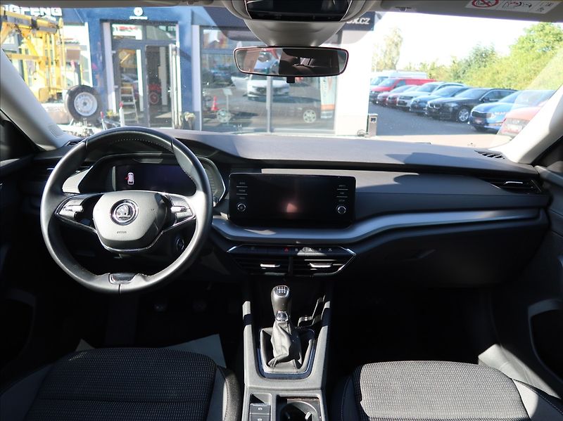 Škoda Octavia 2,0 TDi,1majČR,serv.kn.,DPH - fotka 16 z 25